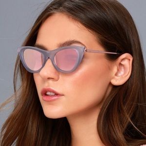 lavender le specs sunnies